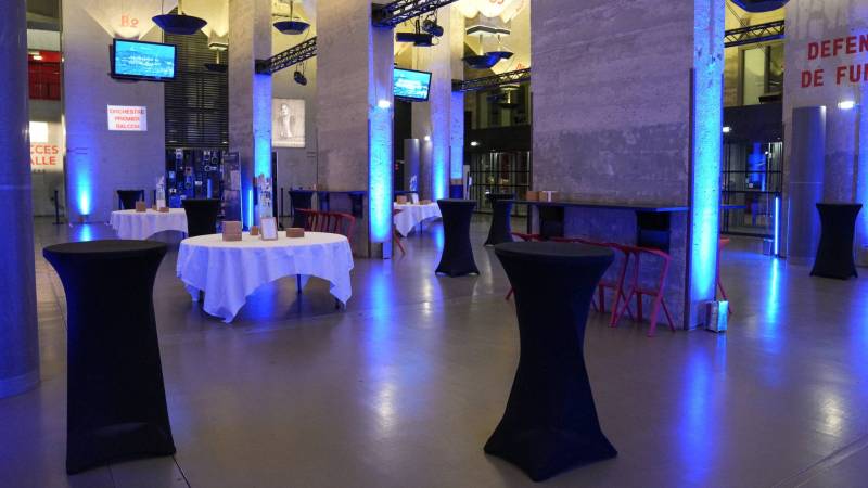 mange-debout et mise en lumière - événement professionnel 