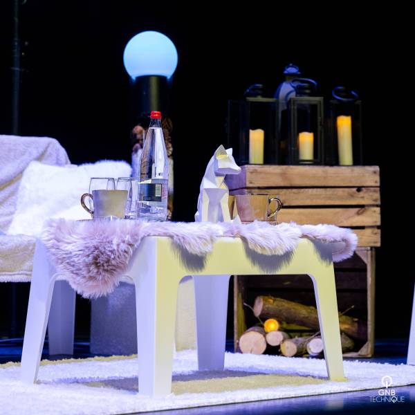 scénographie scénique 6MIC - lumière, mobilier