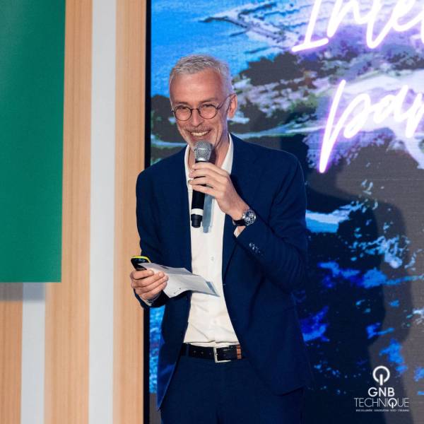 Location de micro HF pour événement professionnel