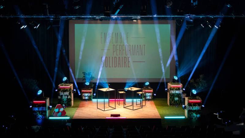 Quel budget prévoir pour votre scénographie ? Le guide complet