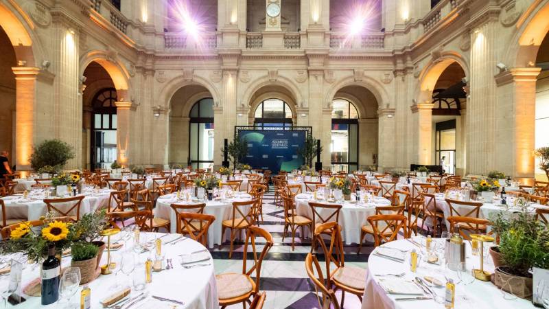 mise en lumière palais de la bourse - événement professionnel