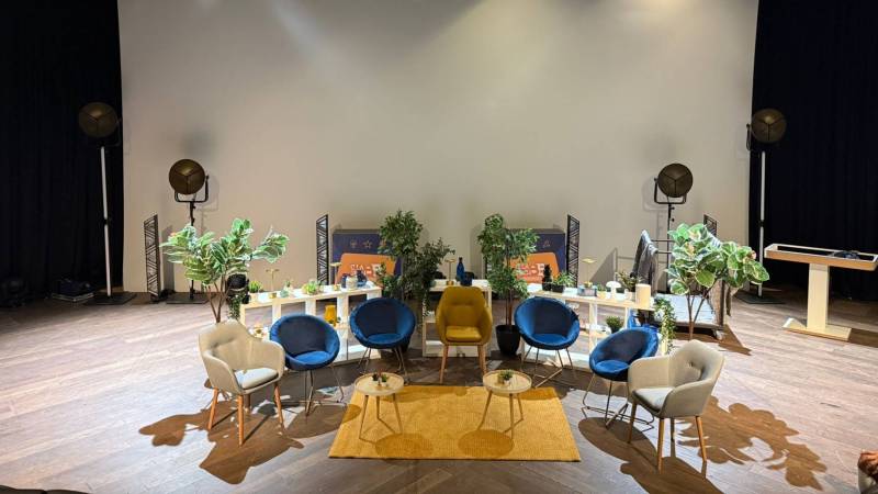 Conférences et conventions de rentrée : nos prestations techniques sur-mesure