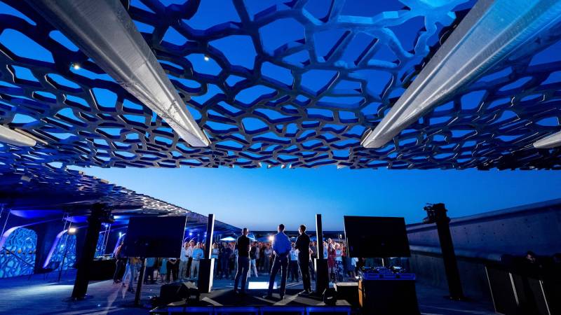 Le rôle de l'éclairage scénique pour les événements professionnels